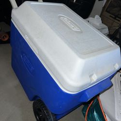 Coleman Ice Chest Drink Cooler with Wheels