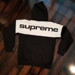 Supreme Hoodie