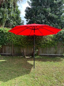 New 9-foot garden umbrella