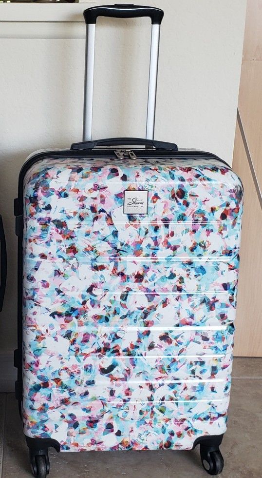 26 Inch Skyway 4 Wheel Hard Side Hardside Suitcase Luggage MUST READ BELOW