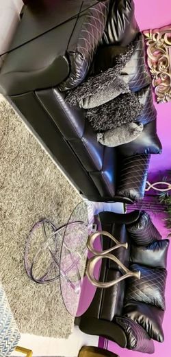 betrillo-black-living-room-set-(Sofa and Loveseat