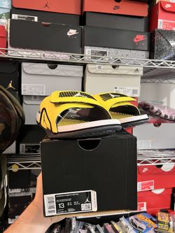 Jordan Four Hydro Lightning Slide