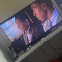 43” Hisense Roku TV