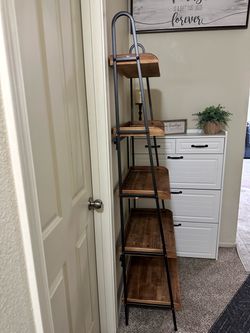 Shelf