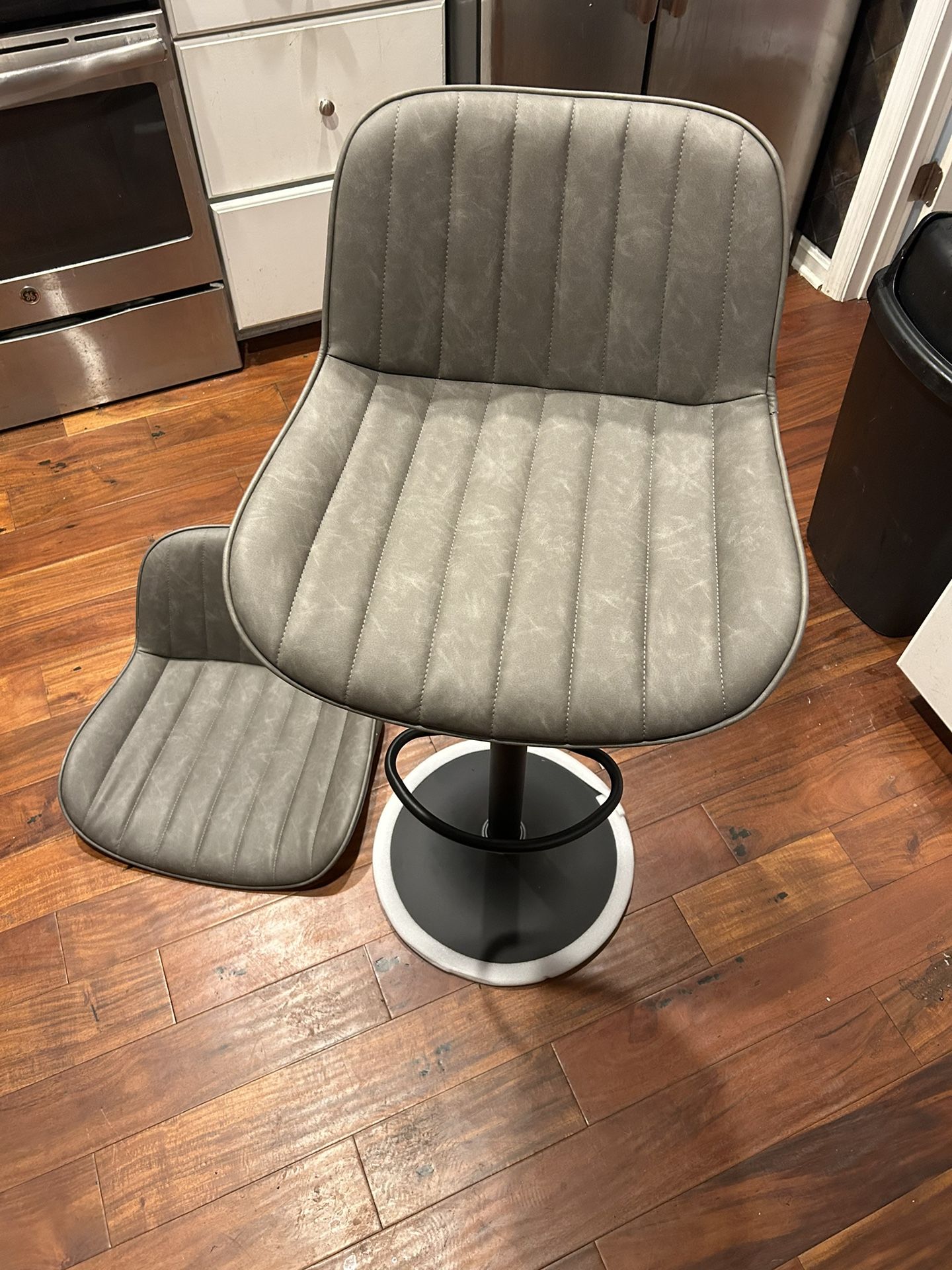 Bar Chair