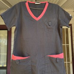 Woman’s Scrubs