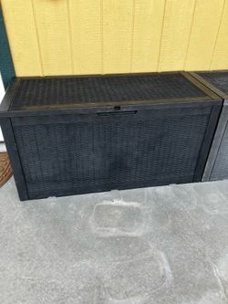 Lockable Outdoor Storage Box
