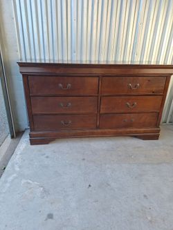 6 drawer dresser with mirror