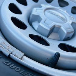 Tires with Rims for GMC/ Chevy 255 /70/ 17 