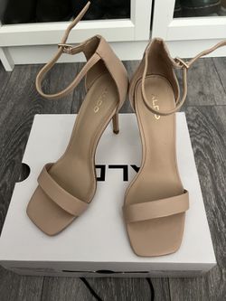 Beige Aldo Heels Size 7