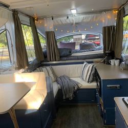 **BEAUTIFULLY REMODELED** 2009 Fleetwood Niagara Pop Up Trailer/camper