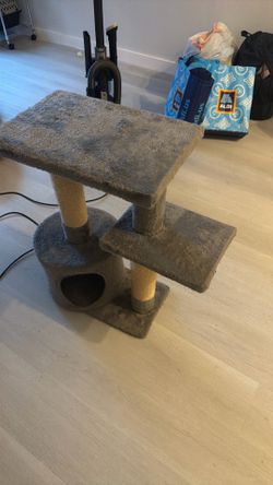Cat tree