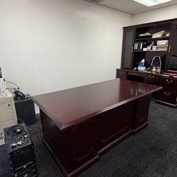 Office desk set