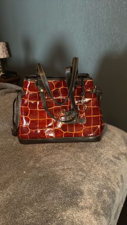 Dooney Bourke Croco Embossed Leather Satchel Purple Burgundy good 👍🏻