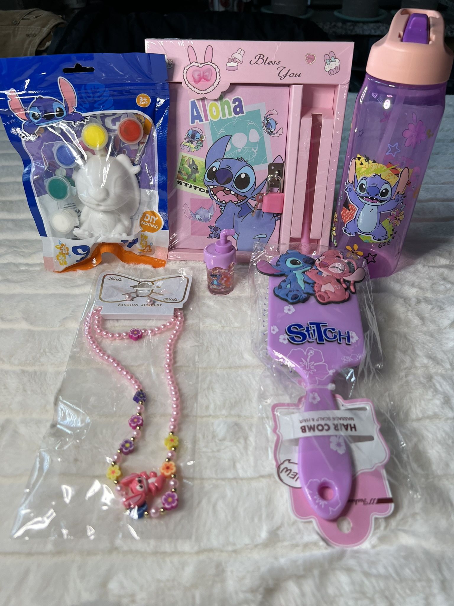 Hello Kitty/Sanrio/Labubu/Capybara/Etc🫧🩷