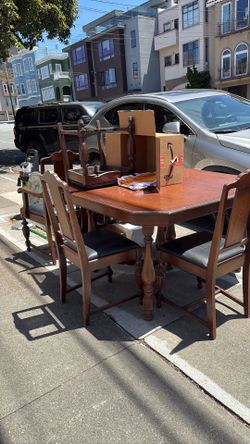 Dining room set