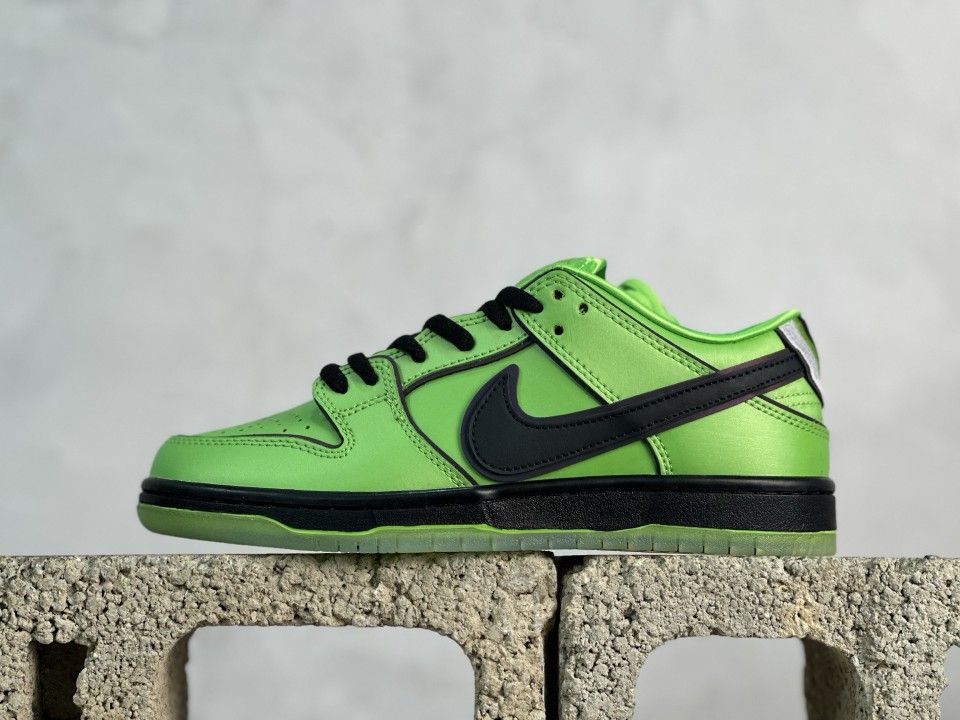 The Powerpuff Girls x N.ike Dunk SB Low