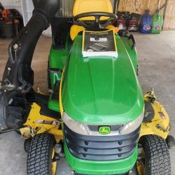 John Deere X530 Multi-terrain + PowerPoint + Complete Dual Bagger System + only 200+ hrs 