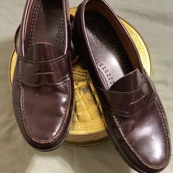 G.H.Bass & Co. Weejuns Leather Shoes Loafers Classic Slip-On Burgundy Size 11 Made in USA 🇺🇸 