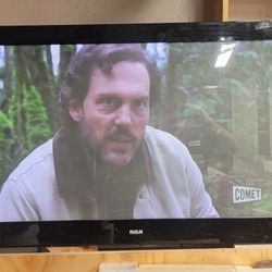 RCA Flat Screen TV