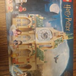 Brand New Lego Harry Potter Set Number 76398  Unopened