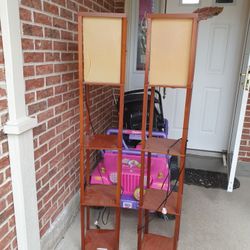 Shelves With Lamp