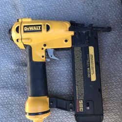 Dewalt 