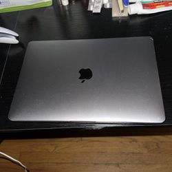 MacBook Pro 2017 13 Inch
