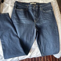 Levi jeans