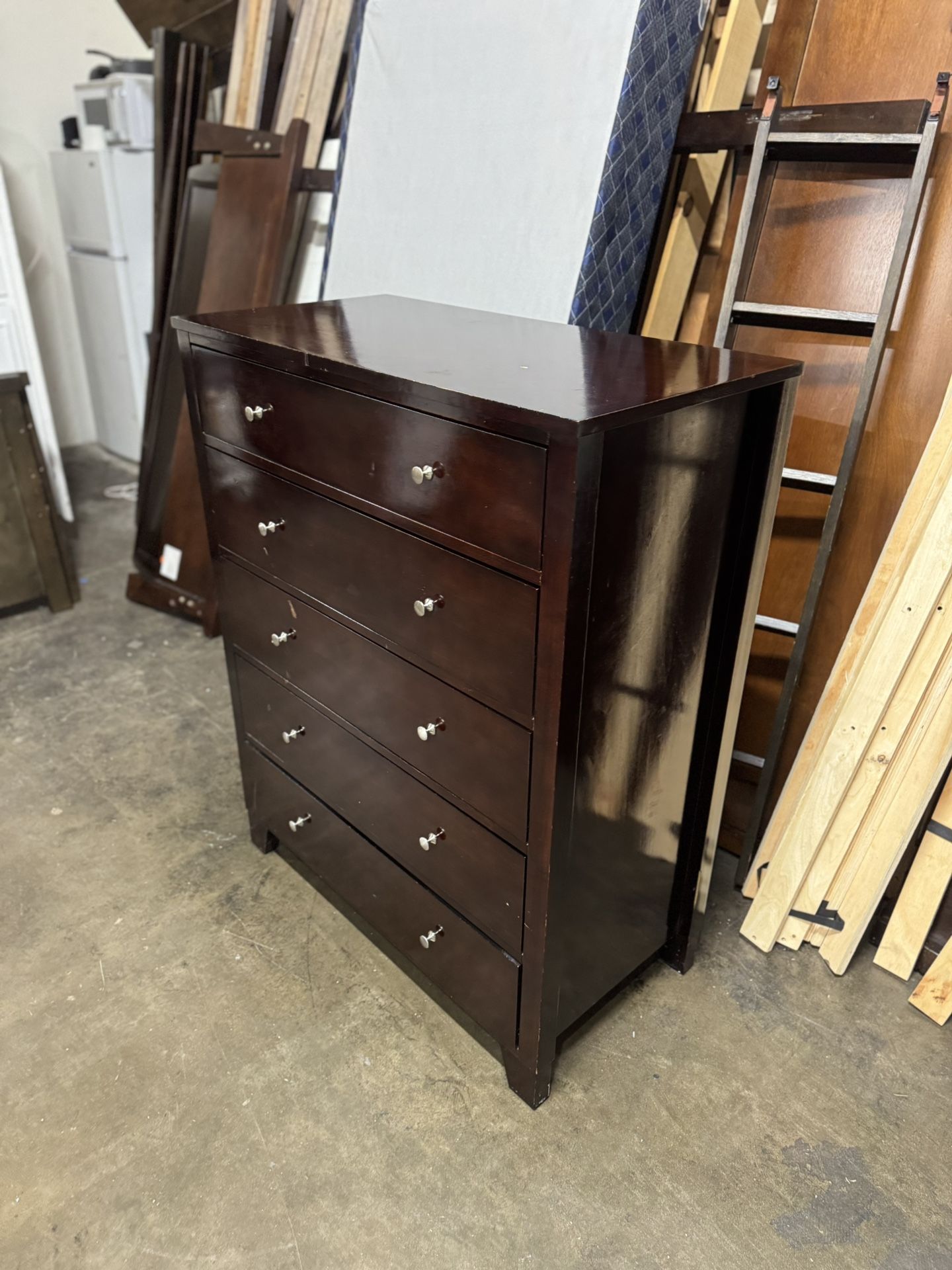 Dresser $160