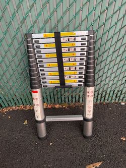 Compact Ladders ( Light Weight )