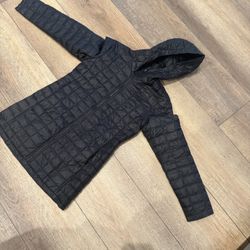 Girls North Face Puffer Jacket/sweater 