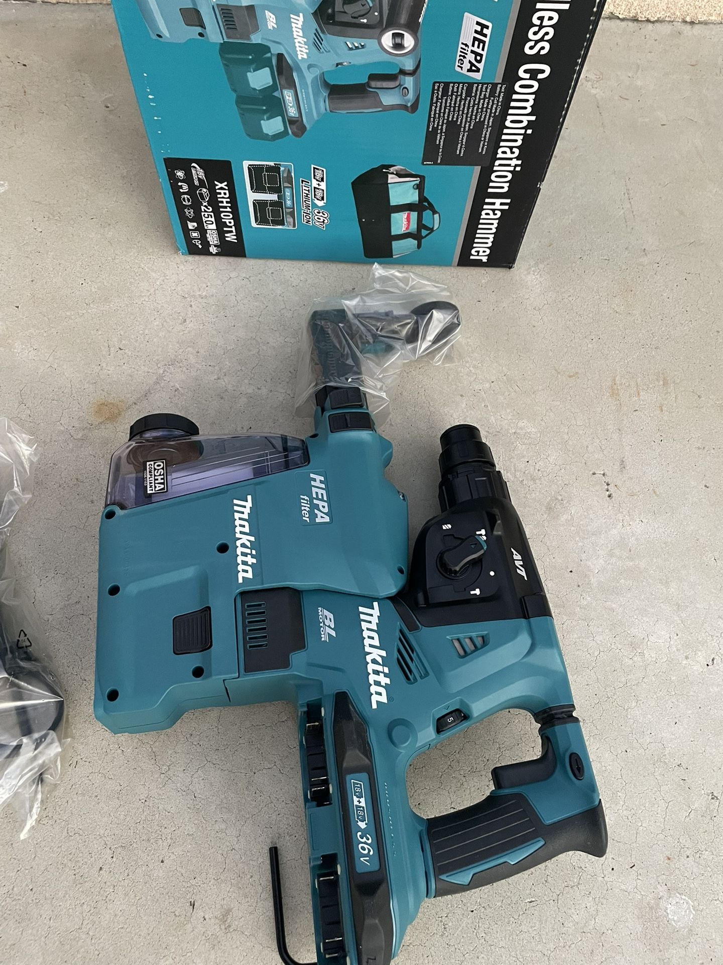 18V X2 LXT 36V 1-1/8 in. Brushless Cordless Rotary Hammer with HEPA Dust Extractor AFT, AWS Capable (Tool-Only)