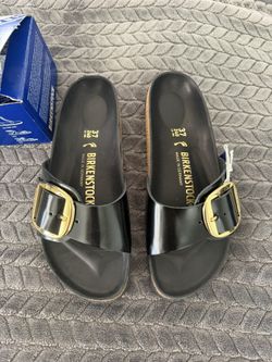BIRKENSTOCKS