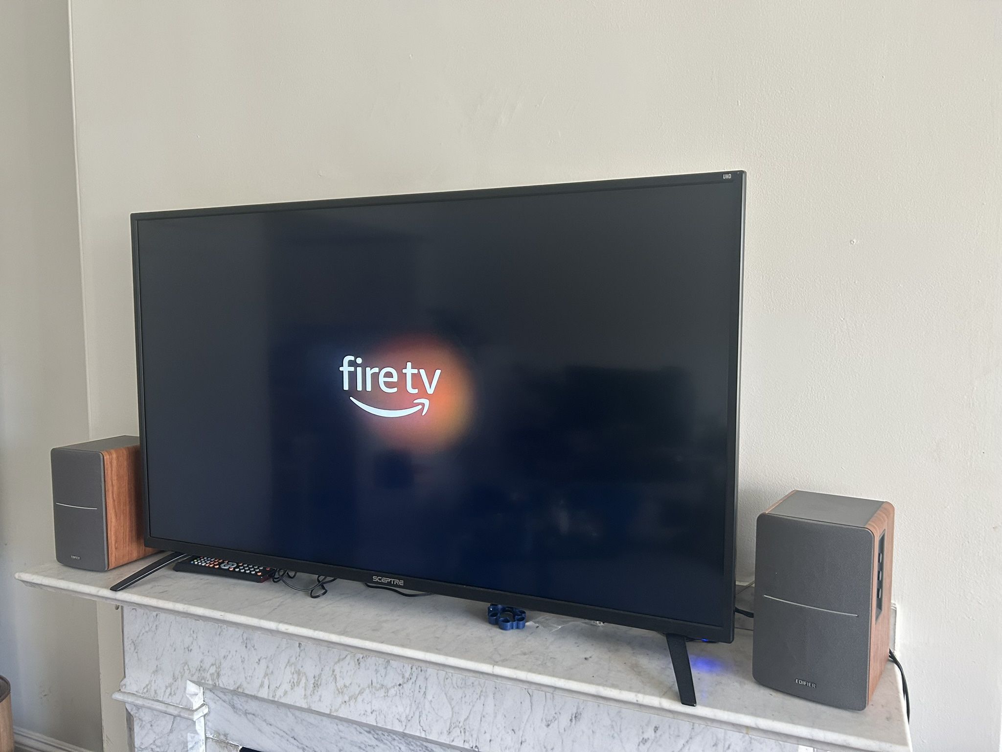 Sceptre 4k UHD TV  50-inch screen  + Amazon Fire Stick + speakers