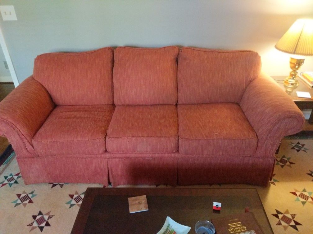 Nice Orange / Red / Peach Couch