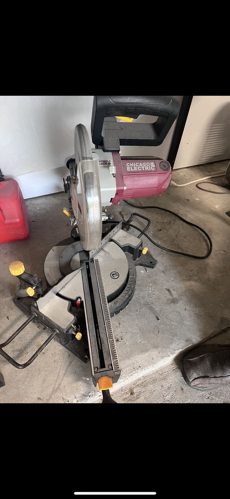 Chicago Electric - Sliding Compound Miter Saw