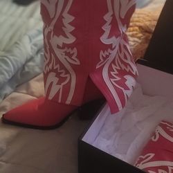 Azaela Wang Boots