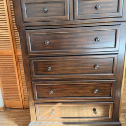 Wood cabinet