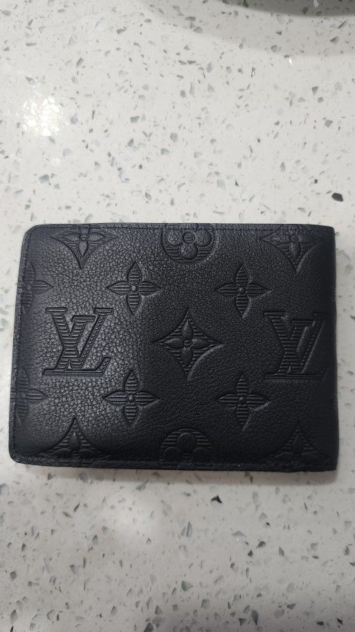 Black Louis Vuitton Wallet