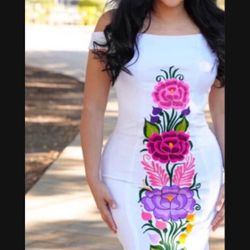 Vestidos Mexicanos Bordados ✨ Mexican Dresses & Blouses, Women & Girls ✨ ✨ Prices Vary - Precios Variados 