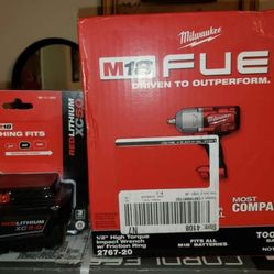 Milwaukee High Impact Torque Wrench and 5amp Battery (Brand New)