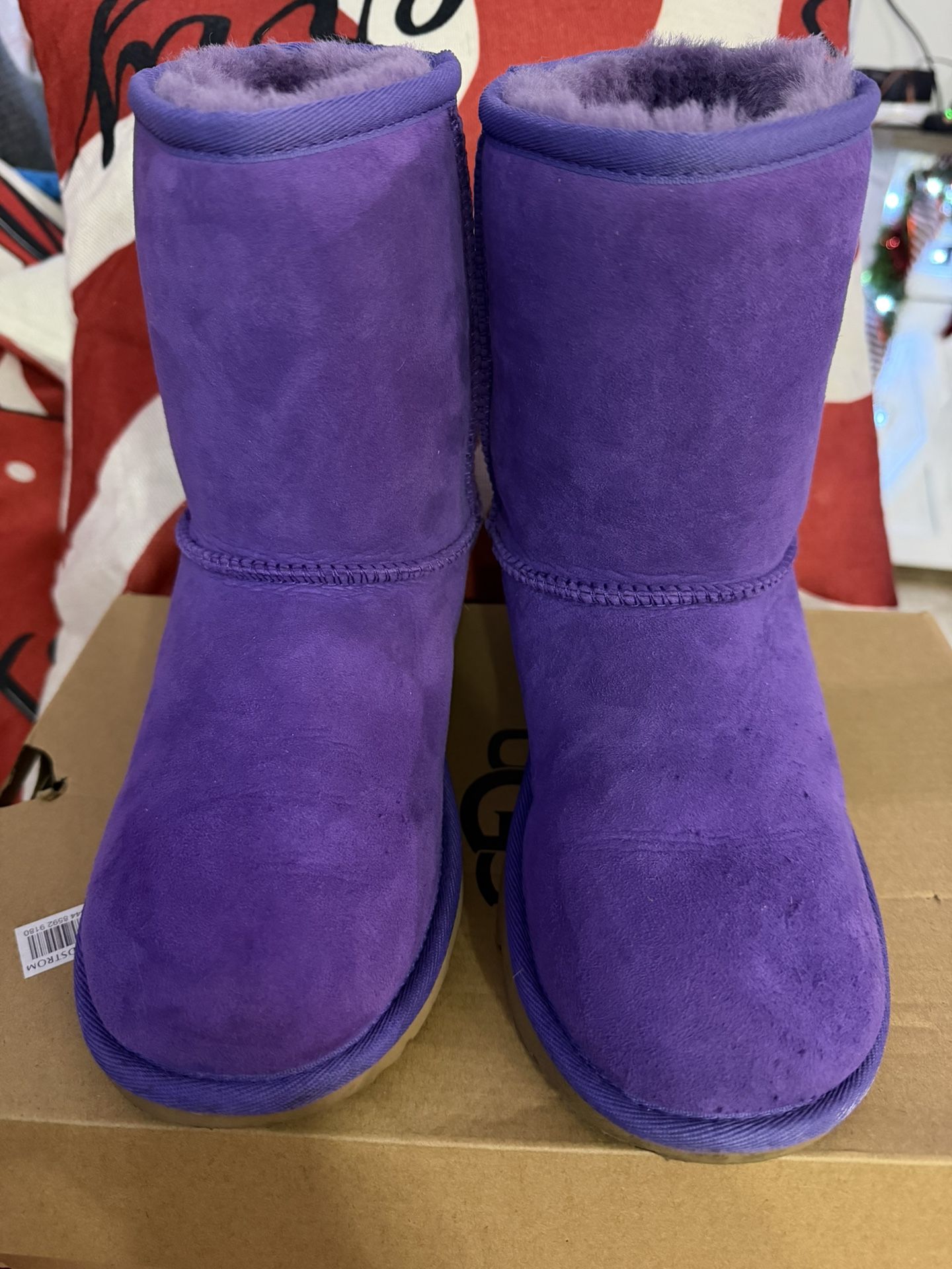 ๐๐Ugg Classic Short๐๐