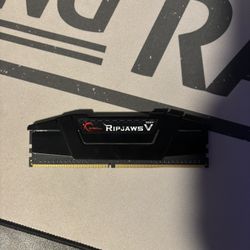 GSKILL 8GB DDR4 3200MHZ RAM