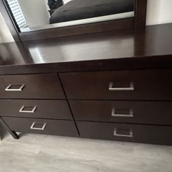 6 Drawer Dresser