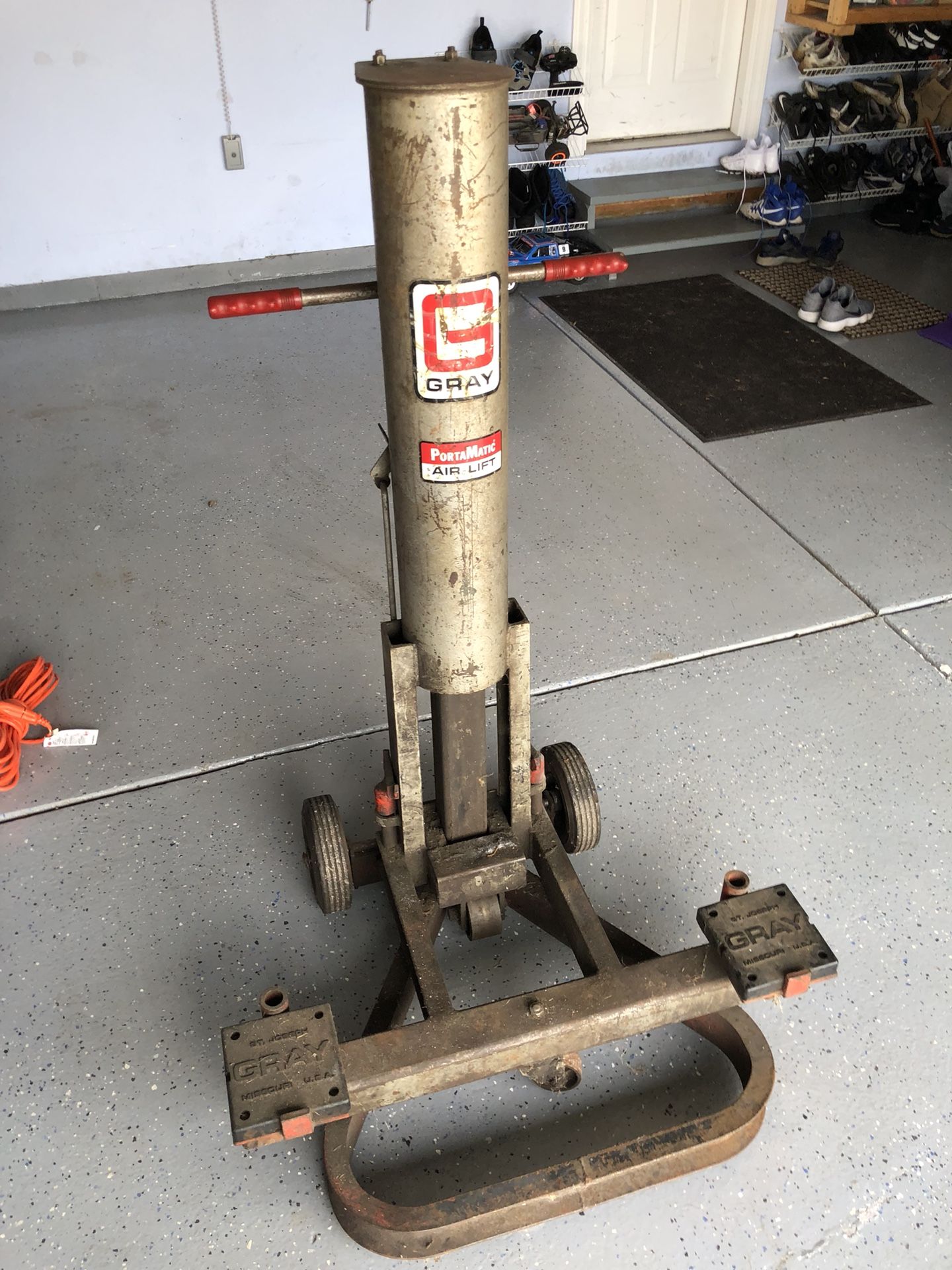 Gray Pneumatic Air Jack