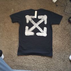 OFF-WHITE T SHIRT 