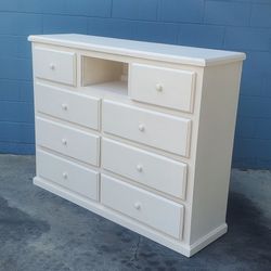 Beautiful Wooden Dresser 