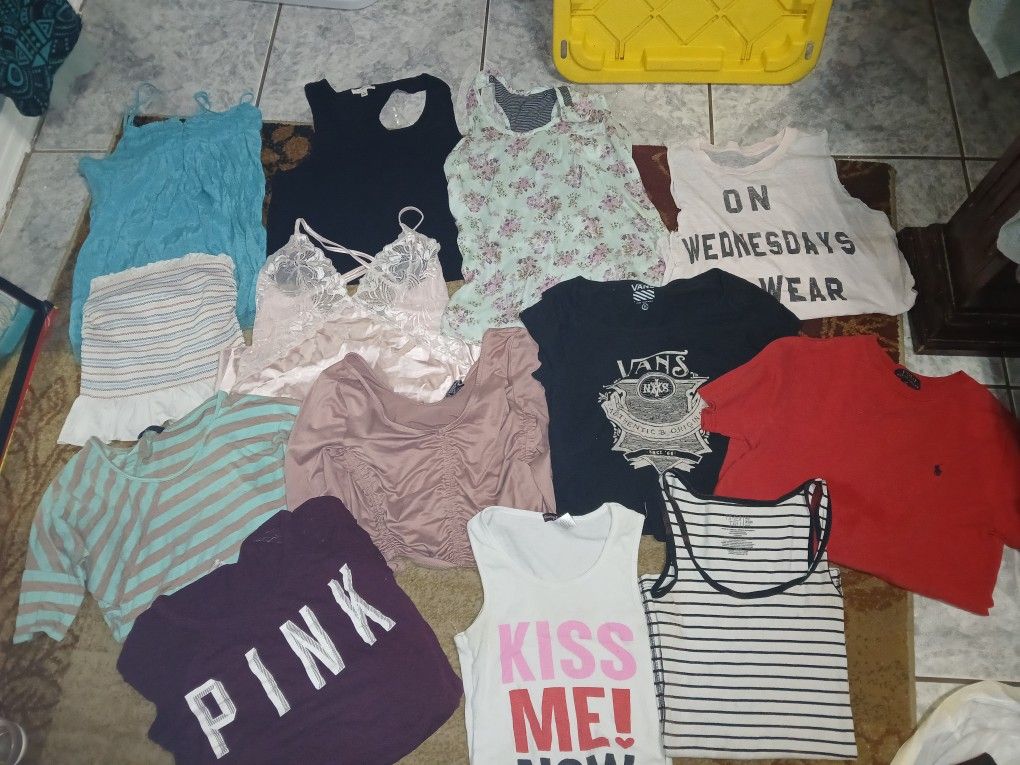 CLOTHES Bundle (WOMENS)