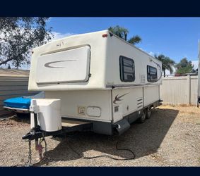 2007 Hilo Travel Trailer